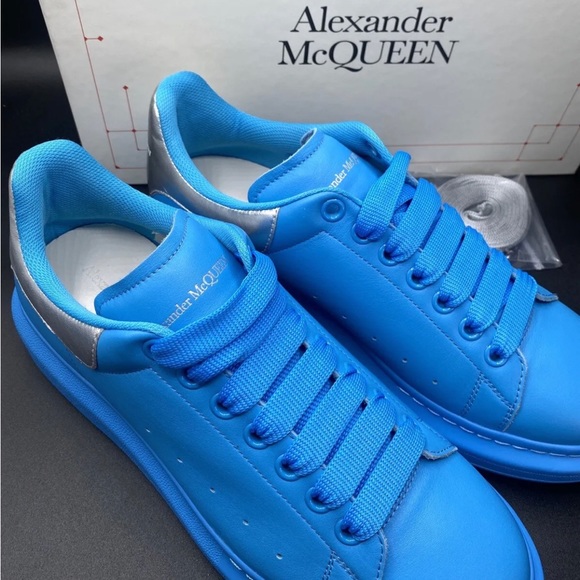 Alexander McQueen Men’s Oversized Limited Edition Sneakers Size 10 NWB AUTHENTIC - Picture 4 of 8